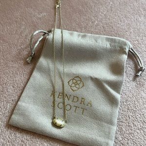 White & Gold Kendra Scott Necklace